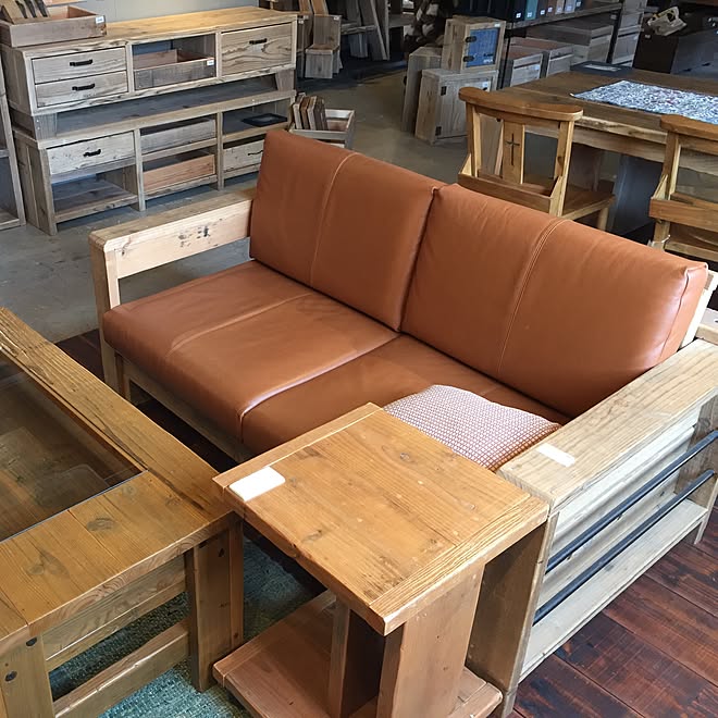 リビング 古材 足場板 ソファ 家具 などのインテリア実例 16 02 06 15 07 12 Roomclip ルームクリップ