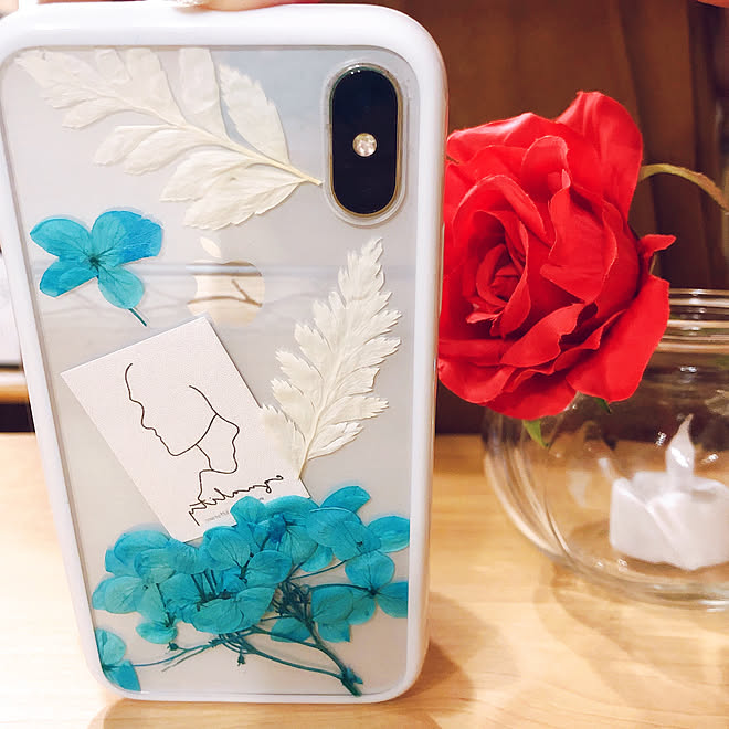 紫陽花ドライ Iphoneケース 100均 セリア 机のインテリア実例 21 06 09 00 38 07 Roomclip ルームクリップ