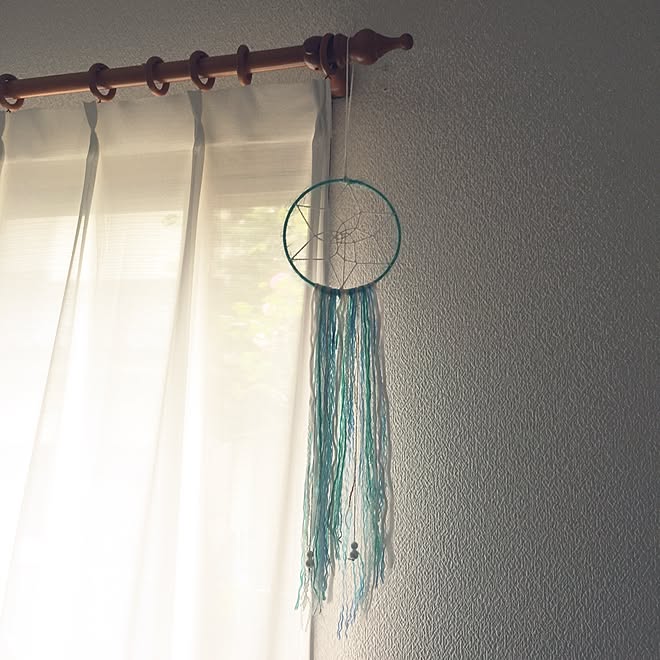リビング カーテンレール ドリームキャッチャー自作 ドリームキャッチャー Sea などのインテリア実例 15 06 12 13 26 59 Roomclip ルームクリップ