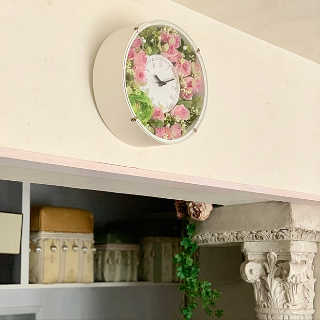カルトナージュ ボックス 時計 アーティシャルフラワー Magiqフェイクグリーン ホワイトインテリア などのインテリア実例 22 03 23 10 08 41 Roomclip ルームクリップ