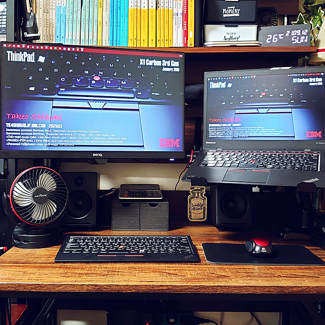ベッド周り Pcスピーカー ノートpc用アームのインテリア実例 21 09 12 17 09 39 Roomclip ルームクリップ