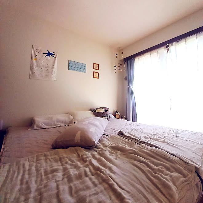 ベッド周り 快眠 カメラマーク消し 賃貸 ふたり暮らし などのインテリア実例 21 07 18 10 21 34 Roomclip ルームクリップ
