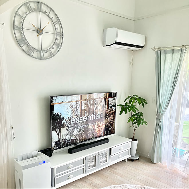 パキラ 観葉植物 空気清浄機 リネンのある暮らし テレビ台 などのインテリア実例 22 08 06 10 39 54 Roomclip ルームクリップ