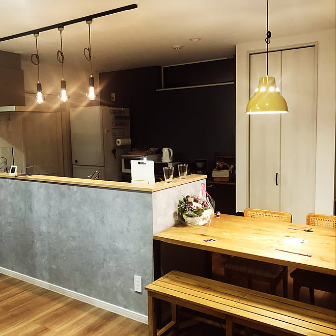 ペンダントライト ダイニングテーブル 照明 ナチュラル カフェ風 などのインテリア実例 22 02 26 11 37 44 Roomclip ルームクリップ