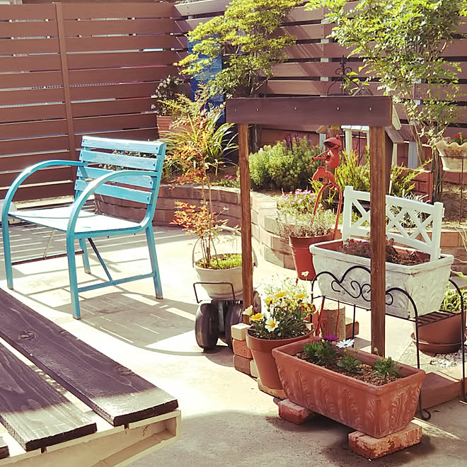 ガーデンテーブル チェア 雑貨 植木鉢 Diy ベンチ Diy などのインテリア実例 05 24 21 23 16 Roomclip ルームクリップ
