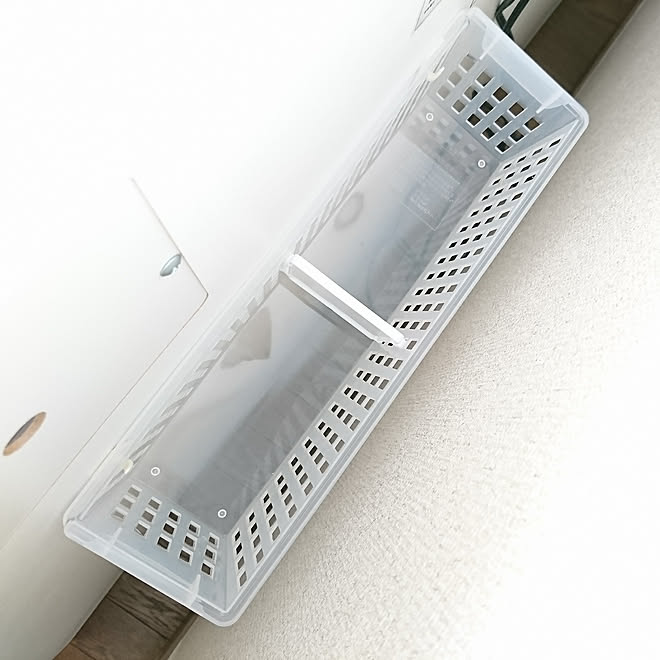 ベッド周り/ベッド棚後ろ/スマホ充電器収納のインテリア実例 20200604 013748 ｜ RoomClip（ルームクリップ）