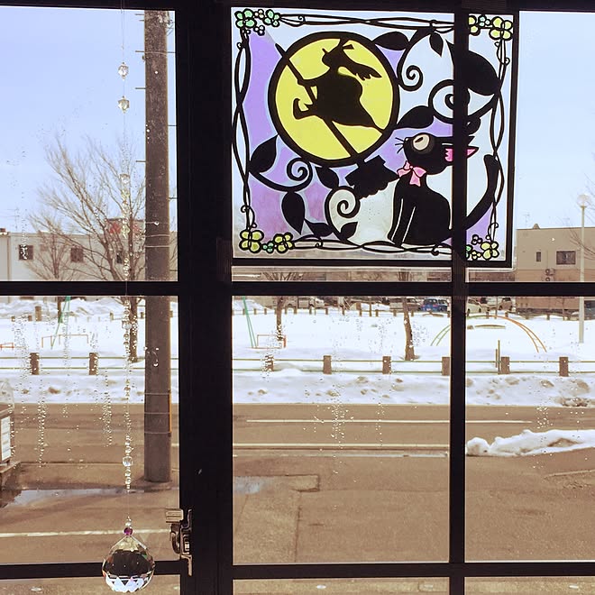 壁 天井 切り絵 魔女の宅急便 100均ビーズ サンキャッチャー などのインテリア実例 17 02 01 11 31 34 Roomclip ルームクリップ 壁 天井 切り絵 魔女の宅急便 100均ビーズ サンキャッチャー などのインテリア実例 17 02 01 11 31 34 Roomclip ルームクリップ