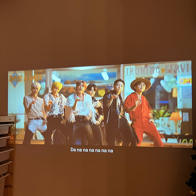 自宅映画館 プロジェクターのある生活 リビングのインテリア実例 21 12 16 21 07 49 Roomclip ルームクリップ