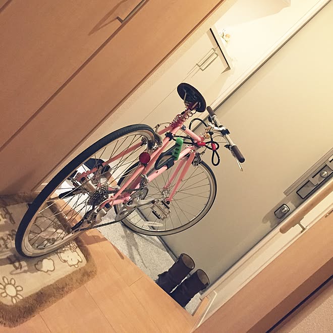玄関 入り口 自転車 一人暮らしのインテリア実例 15 12 19 18 52 17 Roomclip ルームクリップ