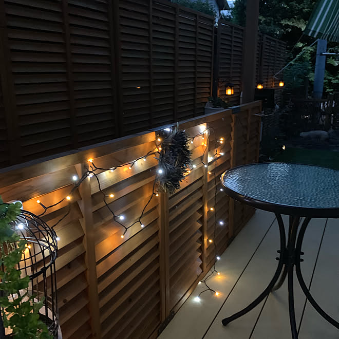 ドッグランdiy テラスのある家 ルーバーラティスdiy ソーラーライト 極小住宅 などのインテリア実例 09 06 11 16 07 Roomclip ルームクリップ