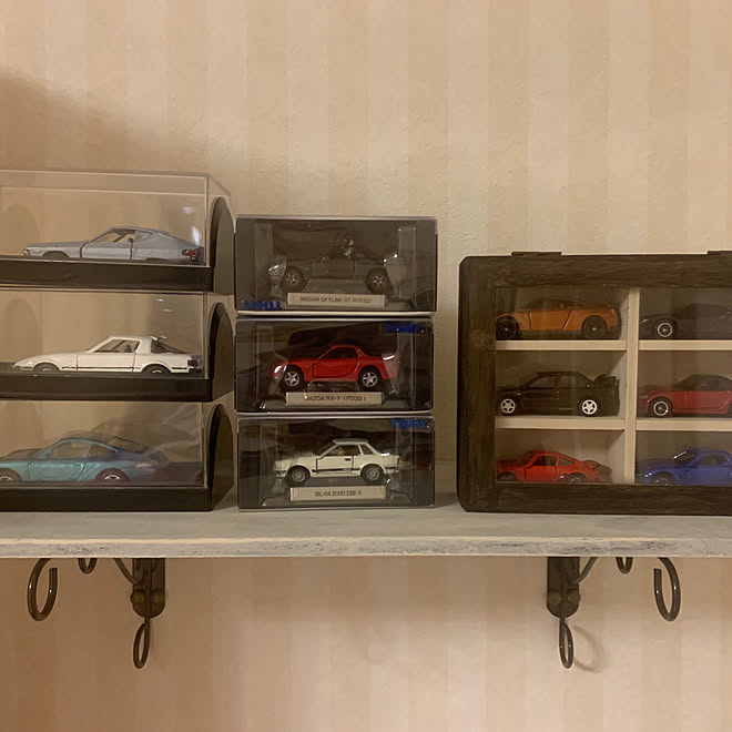 トミカ ミニカー収納diy ミニカーコレクション ミニカー見せ収納 100均diy などのインテリア実例 21 02 07 23 56 16 Roomclip ルームクリップ