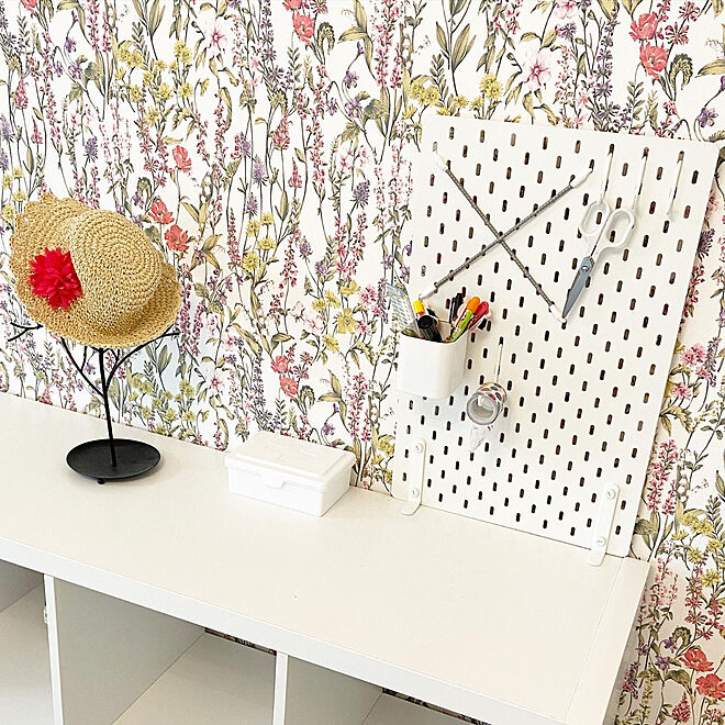 Ikea スコーディス Francfranc 花柄壁紙 カラックス などのインテリア実例 06 22 14 08 Roomclip ルームクリップ