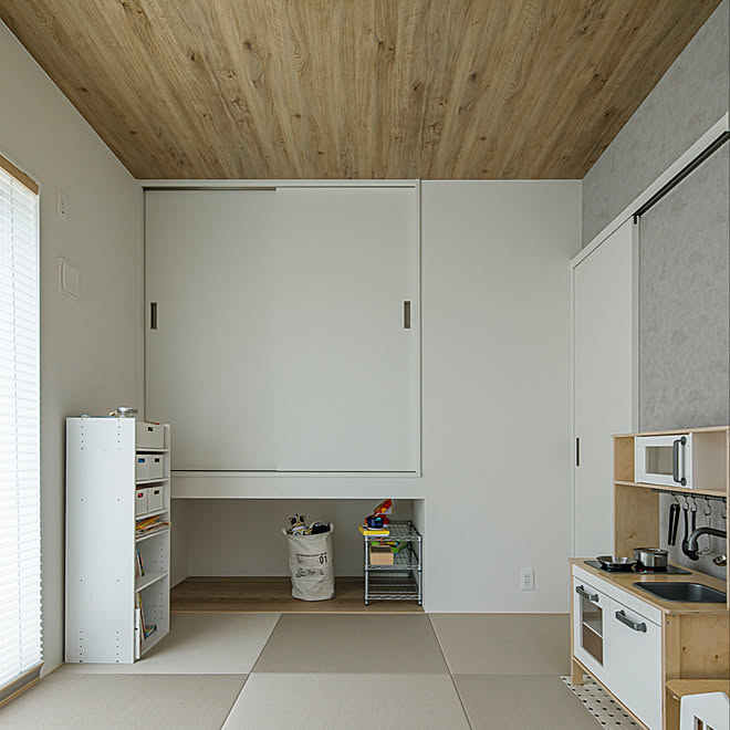 絵本棚 おもちゃ収納 押入れ 吊り押入れ ブラインド などのインテリア実例 07 18 01 13 05 Roomclip ルームクリップ