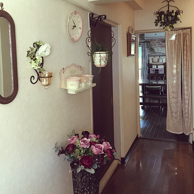 玄関 入り口 フランフランの造花 アイアンが好き 雑貨 フェイクグリーン などのインテリア実例 18 07 10 07 54 33 Roomclip ルームクリップ 玄関 入り口 フランフランの造花 アイアンが好き 雑貨 フェイクグリーン などのインテリア実例 18 07 10 07 54 33 Roomclip ルームクリップ