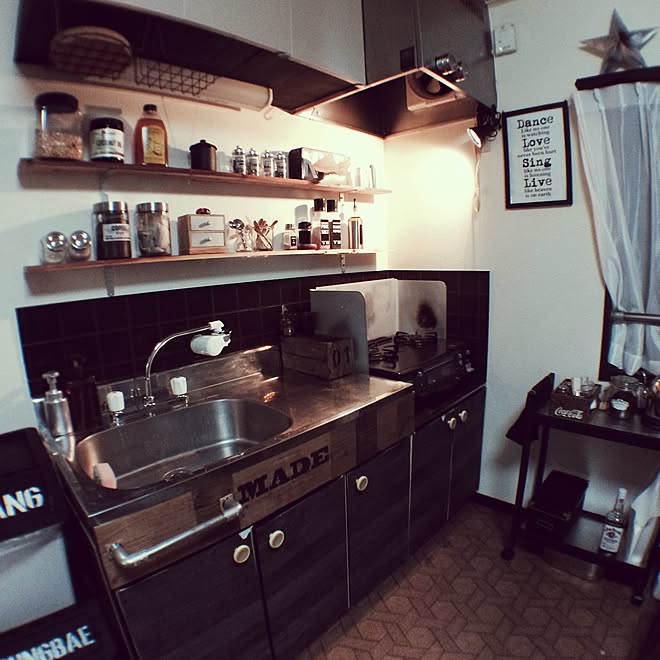 キッチン 調味料棚 男前インテリア ブルックリン Diy などのインテリア実例 15 07 10 23 17 37 Roomclip ルームクリップ