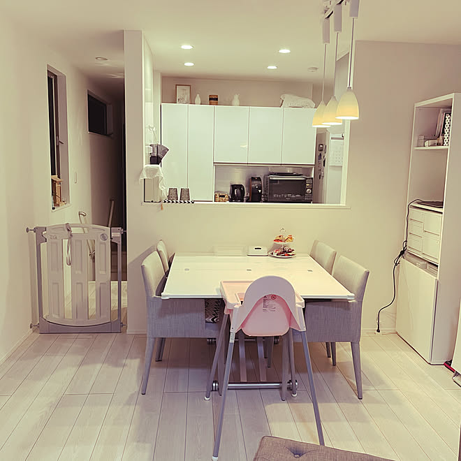 赤ちゃんのいる暮らし ベビーガード ホワイトインテリア Ikea 雑貨 などのインテリア実例 21 03 02 21 54 07 Roomclip ルームクリップ