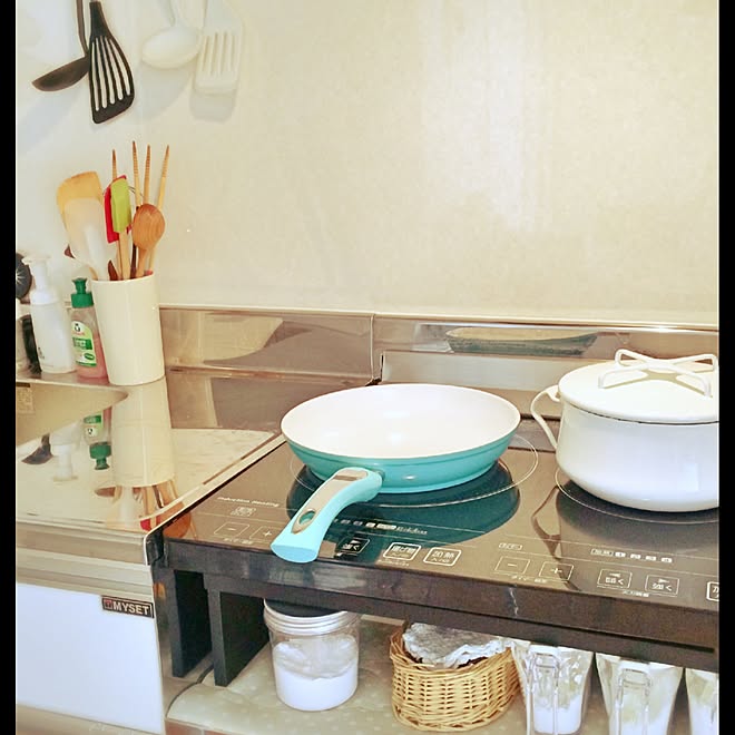 キッチン/KEVNHAUNフライパン/dansk鍋/IH周辺/IHクッキングヒーター...などのインテリア実例 - 2016-01-21 18:07:11