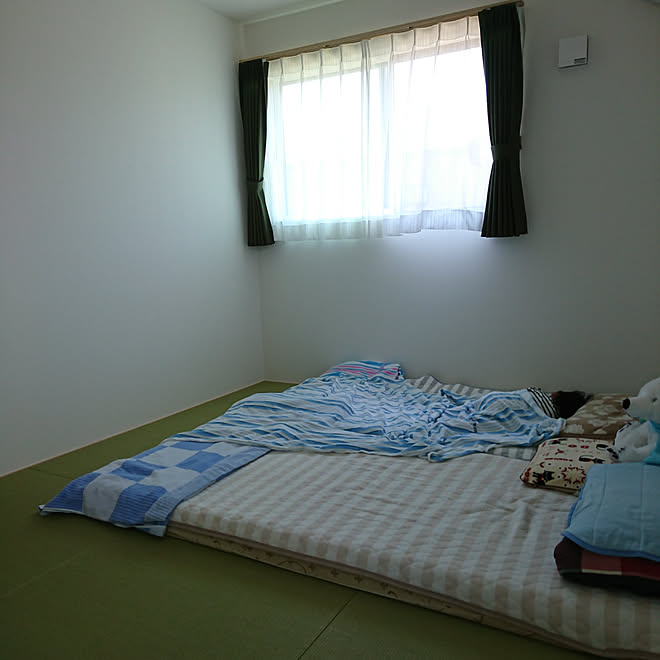 ベッド周り 畳の部屋 和紙畳 寝室は和室のインテリア実例 19 05 25 10 24 31 Roomclip ルームクリップ