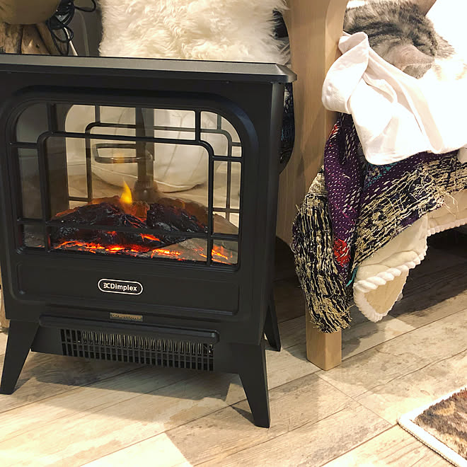 暖房器具 なんちゃって暖炉 電気暖炉 Dimplex電気暖炉 Dimplex などのインテリア実例 12 13 12 07 25 Roomclip ルームクリップ 暖房器具 なんちゃって暖炉 電気暖炉 Dimplex電気暖炉 Dimplex などのインテリア実例 12 13 12 07 25 Roomclip ルームクリップ