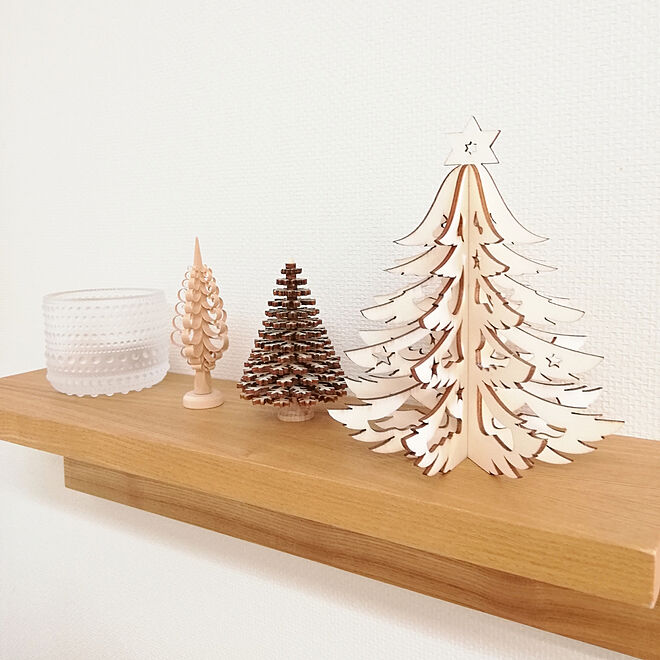 クリスマスツリー 木製ツリー 無印良品 壁に付けられる家具 棚 クリスマスのインテリア実例 19 11 16 11 35 31 Roomclip ルームクリップ