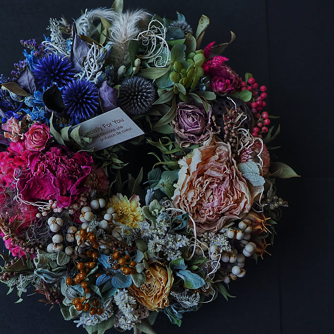 ドライフラワーリース ドライフラワーの飾り方 ドライフラワーアレンジ 輸入住宅 スウェーデンハウス などのインテリア実例 07 21 08 35 57 Roomclip ルームクリップ