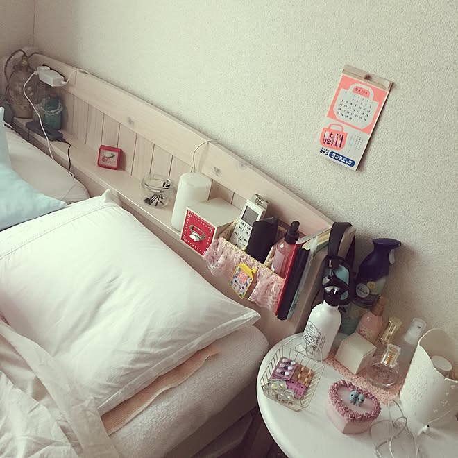 ベッド周り 女一人暮らし おしゃれにな部屋にしたい 一人暮らし 汚部屋 などのインテリア実例 16 11 30 14 08 59 Roomclip ルームクリップ ベッド周り 女一人暮らし おしゃれにな部屋にしたい 一人暮らし 汚部屋 などのインテリア実例 16 11 30 14 08 59 Roomclip ルームクリップ