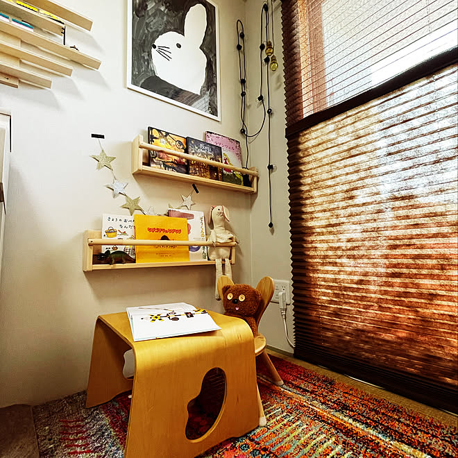 絵を飾る 子供部屋男の子 壁付け家具 和室をキッズスペースに 絵本コーナー などのインテリア実例 22 02 15 11 31 15 Roomclip ルームクリップ