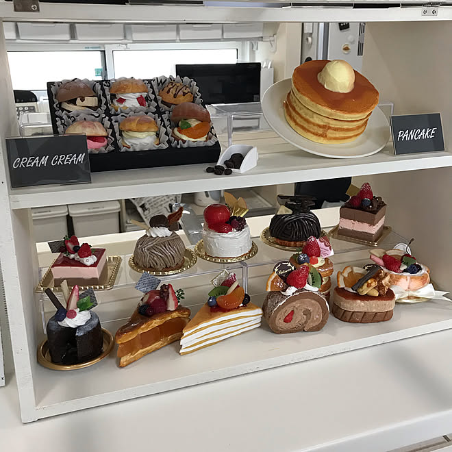 カフェケース/食品サンプル/カフェ風インテリア/フェイクスイーツ/好きなものは好き♡&hellip;などのインテリア実例 20191001 13