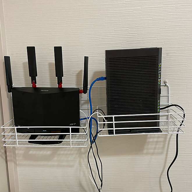 ルーター収納diy 100均 ワイヤーネットdiy ワイヤーネット収納 セリア などのインテリア実例 22 03 14 11 00 53 Roomclip ルームクリップ