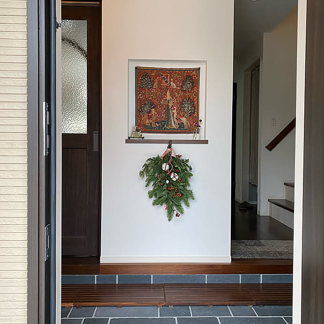 Xmasスワッグ作り 千日紅 香水瓶 タペストリー 一角獣と貴婦人 などのインテリア実例 12 14 22 16 17 Roomclip ルームクリップ