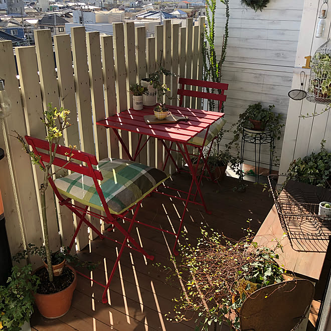 ベランダガーデン Diyウッドデッキ ベランダdiy Diyウッドフェンス マンション暮らし などのインテリア実例 02 28 08 06 12 Roomclip ルームクリップ