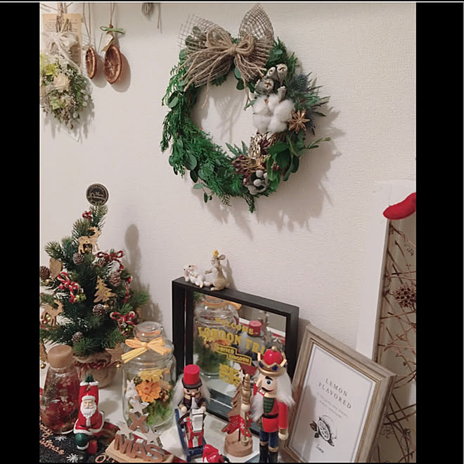 ハーバリウム クリスマスリース フレッシュリース Kaldi くるみ割り人形 などのインテリア実例 19 11 14 01 18 04 Roomclip ルームクリップ