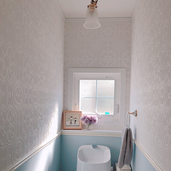 2階 輸入住宅 バラ 照明 トイレ などのインテリア実例 19 05 23 07 59 23 Roomclip ルームクリップ