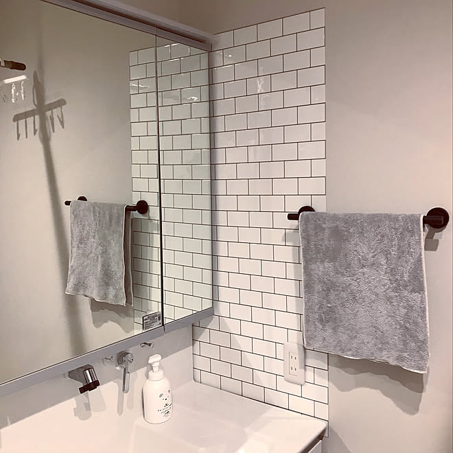 ウツクシーズ タイルシール パナソニック 洗面台 サブウェイ風タイル 洗面台 などのインテリア実例 22 02 52 05 Roomclip ルームクリップ