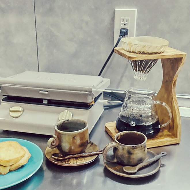 キッチン コーヒーのある暮らし Brunoグリルサンドメーカーダブル Hario ドリップコーヒー などのインテリア実例 22 02 19 23 33 25 Roomclip ルームクリップ