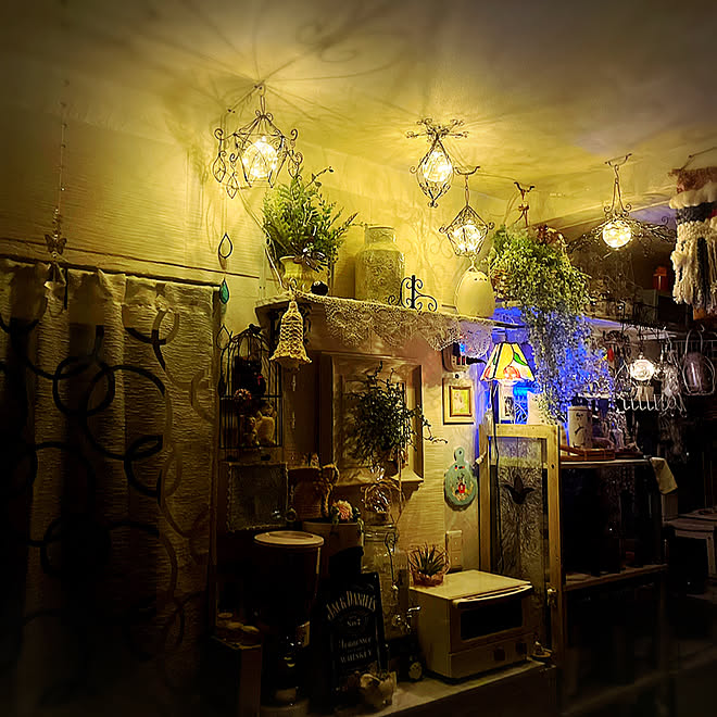 ダイソーusb電源ライト 夜を楽しむインテリア 素敵な出逢いを大切に Reeちゃん ダイソー などのインテリア実例 21 12 19 09 23 02 Roomclip ルームクリップ