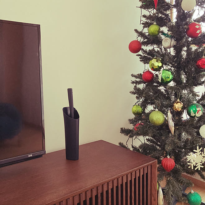 コストコオーナメント クリスマスツリー カリモクテレビボード おそうじベーシック3 くらしキレイbox などのインテリア実例 22 11 15 11 17 38 Roomclip ルームクリップ