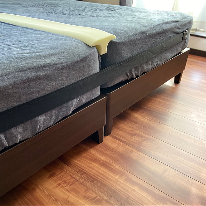 ニトリのベッド ニトリ 隙間パッド ベッド 寝室 などのインテリア実例 19 12 01 02 18 13 Roomclip ルームクリップ