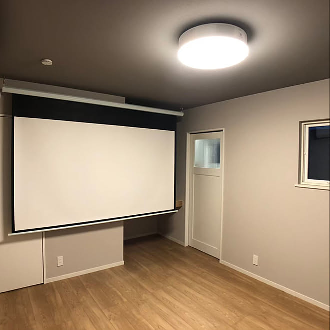 パナソニック建具 グレーの壁紙 ポップインアラジン 横山建設 造作 などのインテリア実例 21 04 26 23 32 14 Roomclip ルームクリップ