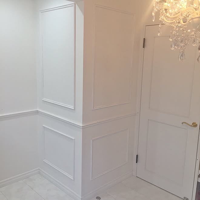 部屋全体 モールディング フレンチシック クラシック プリンセス部屋 などのインテリア実例 18 02 21 21 21 31 Roomclip ルームクリップ