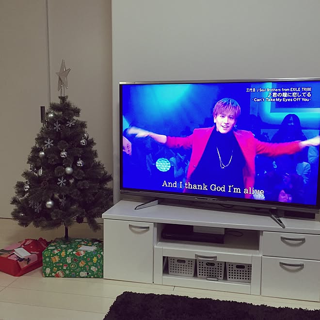 リビング クリスマスツリー 三代目j Soul Brothers プレゼント サンタクロース などのインテリア実例 15 12 25 00 31 29 Roomclip ルームクリップ