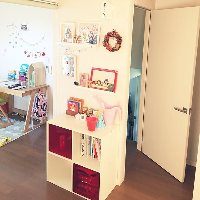 壁 天井 アクタスキッズ机 無印良品 Ikea 子供部屋女の子 などのインテリア実例 17 02 25 10 28 08 Roomclip ルームクリップ