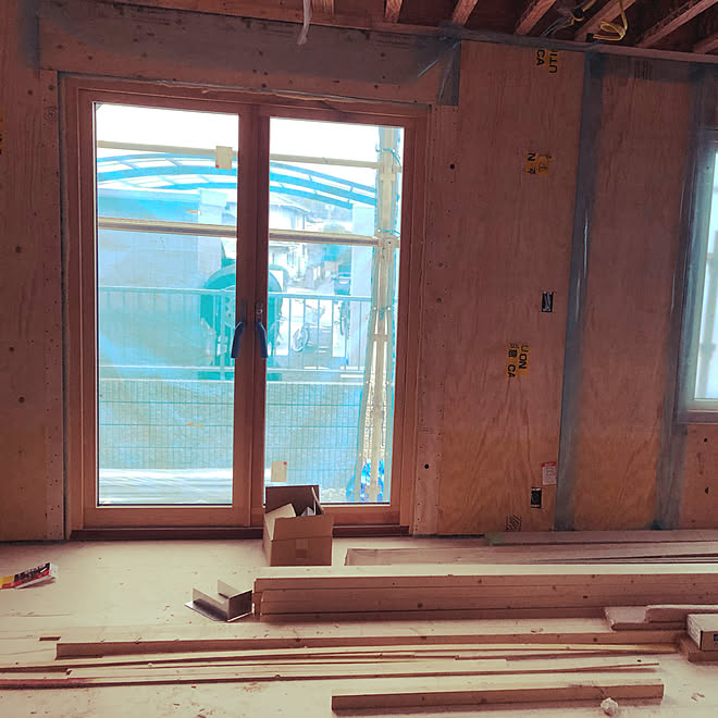 両開き窓 スウェーデンハウス リビングのインテリア実例 02 01 22 32 27 Roomclip ルームクリップ