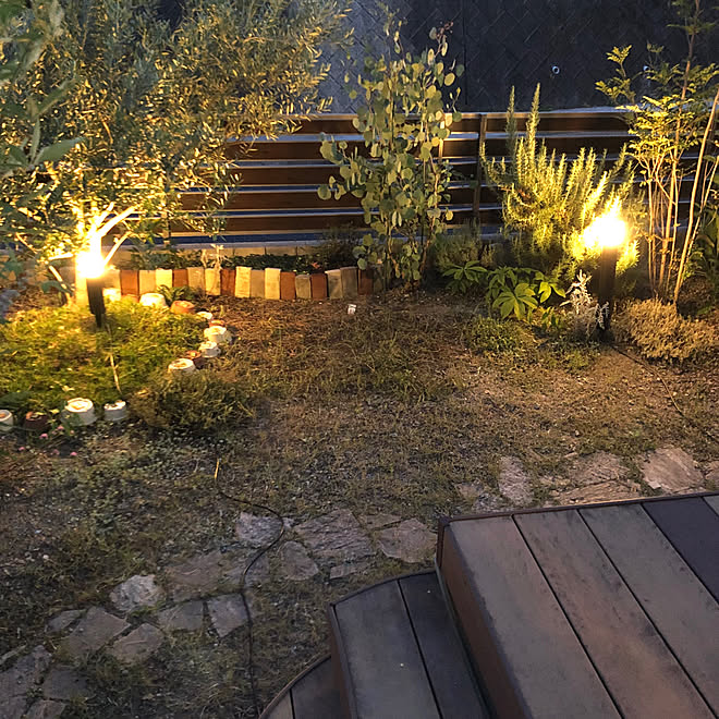 自動点灯 消灯 間のひかり ひかりのマルシェ ひかりノベーション タカショー などのインテリア実例 08 24 19 35 Roomclip ルームクリップ