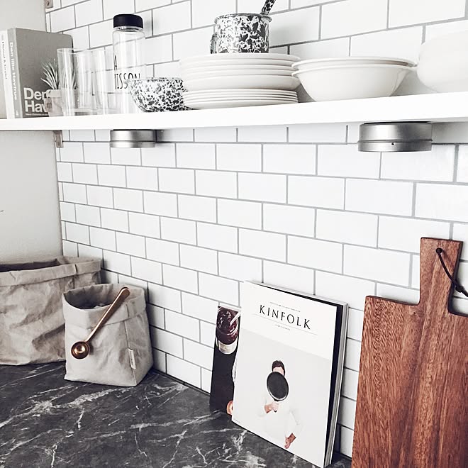 キッチン サブウェイタイル風壁紙 大理石調インテリアシート Uashmama Kinfolk などのインテリア実例 16 05 17 13 54 31 Roomclip ルームクリップ