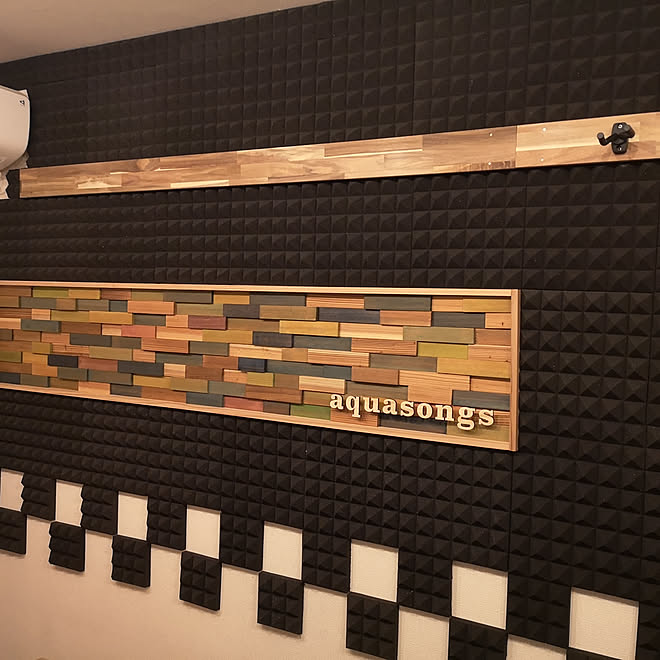 壁 天井 Diy ウッドタイル 吸音材 杉材のインテリア実例 02 26 22 09 24 Roomclip ルームクリップ