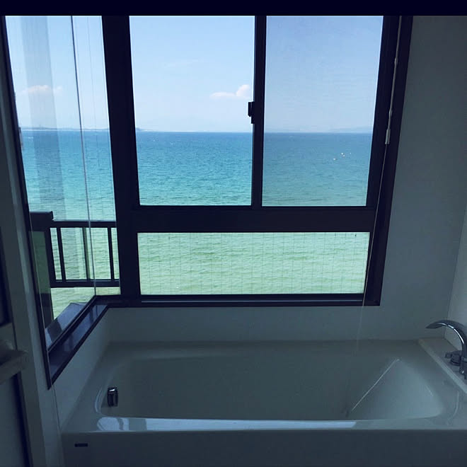 海が見える風景 海が見えるお風呂 海 お風呂からの景色 オーシャンビュー などのインテリア実例 05 30 13 04 06 Roomclip ルームクリップ