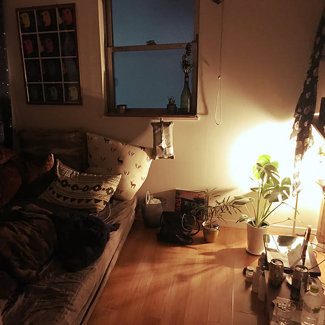 一人暮らし 賃貸 激狭 1k 6畳 暗い部屋 などのインテリア実例 19 03 21 24 31 Roomclip ルームクリップ