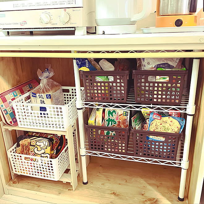 突っ張り棒にカーテン カゴ収納 百均カゴ セリア スチール棚 などのインテリア実例 21 01 15 19 33 23 Roomclip ルームクリップ