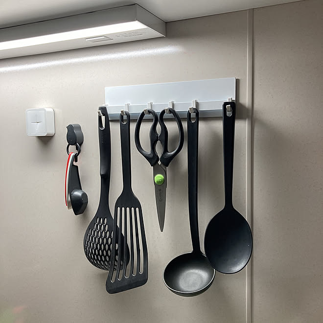 マグネット収納 キッチン セリア ニトリのインテリア実例 21 04 10 19 57 27 Roomclip ルームクリップ マグネット収納 キッチン セリア ニトリのインテリア実例 21 04 10 19 57 27 Roomclip ルームクリップ